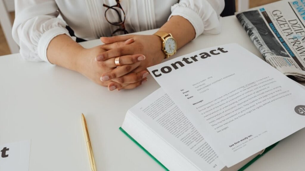 Télécharger le contrat de droit privé dans la fonction publique en PDF gratuit